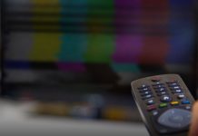 Policía de España desarticula una red que pirateaba televisión de pago