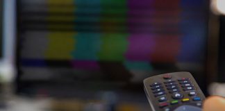 Policía de España desarticula una red que pirateaba televisión de pago