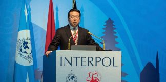 Condenan al expresidente de Interpol a 13 años de cárcel por corrupción