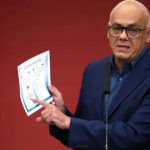 Transparencia Venezuela insta a Jorge Rodríguez y Rafael Ramírez aclarar denuncias mutuas de corrupción