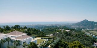 Detienen al ex director de Pemex en lujosa urbanización de España