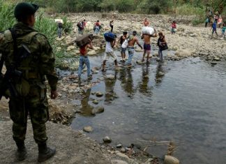 La pesadilla de pasar por la frontera colombo-venezolana