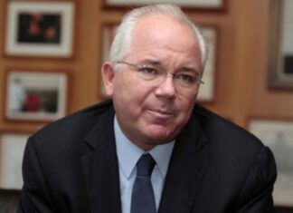 AP | Documentos judiciales señalan que EEUU ha investigado a Rafael Ramírez por lavado de dinero