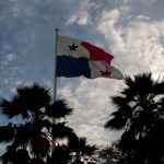 Panamá busca su salida de la lista de paraísos fiscales