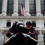 Tesoro propone entregar $500 mil millones a estadounidenses por crisis de coronavirus