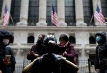 Tesoro propone entregar $500 mil millones a estadounidenses por crisis de coronavirus