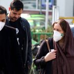 La falsa creencia de ingerir metanol contra el coronavirus mata a cientos en Irán