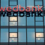 Multan a banco sueco Swedbank por escándalo de lavado de dinero en Estonia