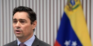 Vecchio reitera propuesta de crear fondo con dinero incautado de la corrupción chavista