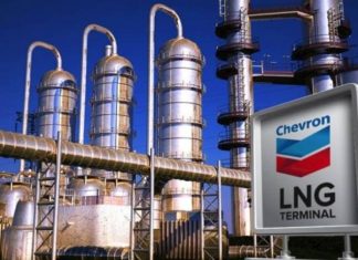 EE. UU. restablece licencia a Chevron en Venezuela, pero impone límites para evitar beneficios al régimen de Maduro