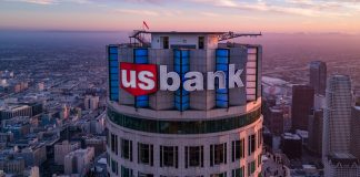 Multan a director de riesgo del US Bank por fallas contra el lavado de dinero