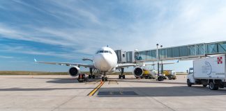 Incautaciones de cocaína revelan graves fallas en aeropuerto de Uruguay