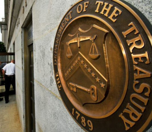 Anuncian posibles sanciones a Richeart International por nexos con Venezuela