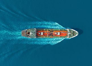 Dimite ministro de Trinidad y Tobago por escándalo de envío de gasolina a Venezuela que involucra a Ruperti