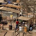 El Banco Mundial alerta que 60 millones de personas podrían volver a extrema pobreza