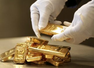 Claudia Díaz, ex tesorera de Chávez, investigada por posesión de lingotes de oro en Suiza