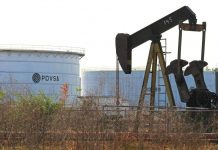 Cinco buques de Irán, tres centros de refinación en Venezuela, un sistema colapsado