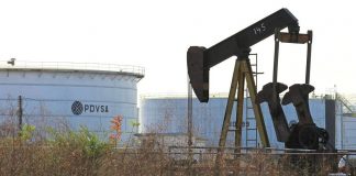 Cinco buques de Irán, tres centros de refinación en Venezuela, un sistema colapsado