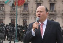 Al menos 39 exfuncionarios implicados en red de corrupción del exgobernador mexicano capturado en EEUU