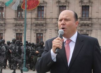 Al menos 39 exfuncionarios implicados en red de corrupción del exgobernador mexicano capturado en EEUU