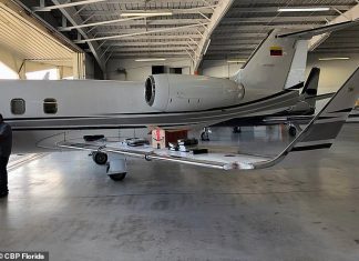 EEUU intercepta un avión de matrícula venezolana con armas y dinero en efectivo