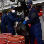 Guardia Costera de EEUU incautó millonario alijo de drogas en el mar Caribe