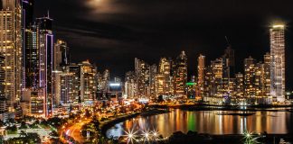 Venezolanos vinculados a Maduro inyectaron $ 2.811 millones en Panamá durante 2019