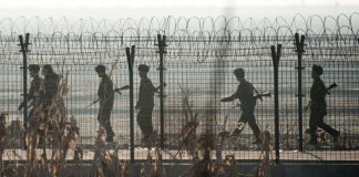 Corea del Norte oculta a los enfermos de Covid-19 en campos secretos y los deja morir