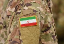 Comando Sur de EEUU alerta que Irán envía armas y tropas para ayudar a Maduro