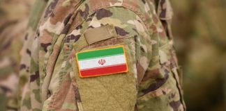 Comando Sur de EEUU alerta que Irán envía armas y tropas para ayudar a Maduro