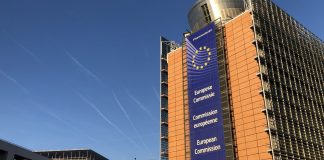 Comisión Europea planea lanzar nuevas medidas contra el blanqueo