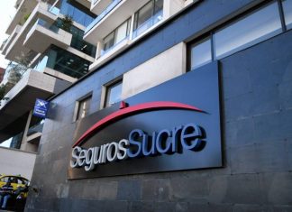 Sobornos de aseguradora de Ecuador fluyeron a través de bancos de EEUU