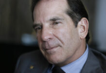 BOD | Se tambalea la base de la pirámide de Víctor Vargas