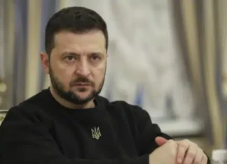 Zelenski destituye a varios altos cargos por corrupción