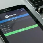 Spotify en el ojo del huracán: Lavado de dinero y crimen en Suecia