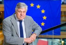 Eurodiputado López Gil presenta el “Delcygate” ante el Parlamento enfocado en la aplicación de sanciones de la UE