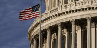 EEUU refuerza su presión contra Maduro con la Ley BOLIVAR