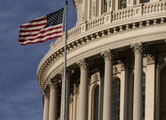 EEUU refuerza su presión contra Maduro con la Ley BOLIVAR