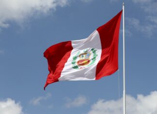 Perú: Desmantelan red que usaba IA para crear montajes digitales y extorsionar a menores en Puente Piedra