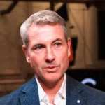 Del CEO al escándalo: Andy Byron, jefe de Astronomer, salta de un concierto de Coldplay a un caso de conflicto de interés