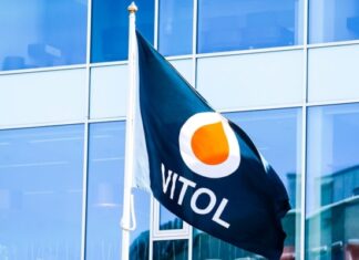Vitol y Trafigura apuestan por el crudo venezolano para Asia en medio de cambio en rutas de exportación