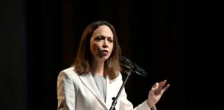María Corina Machado Cuestiona Acuerdo Petrolero de NABEP y Señala Antecedentes de Alejandro Betancourt